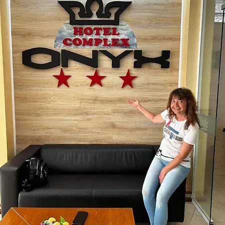 Onyx فندق 3*