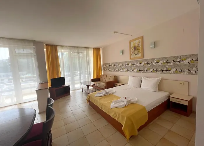 Отель Onyx Китен